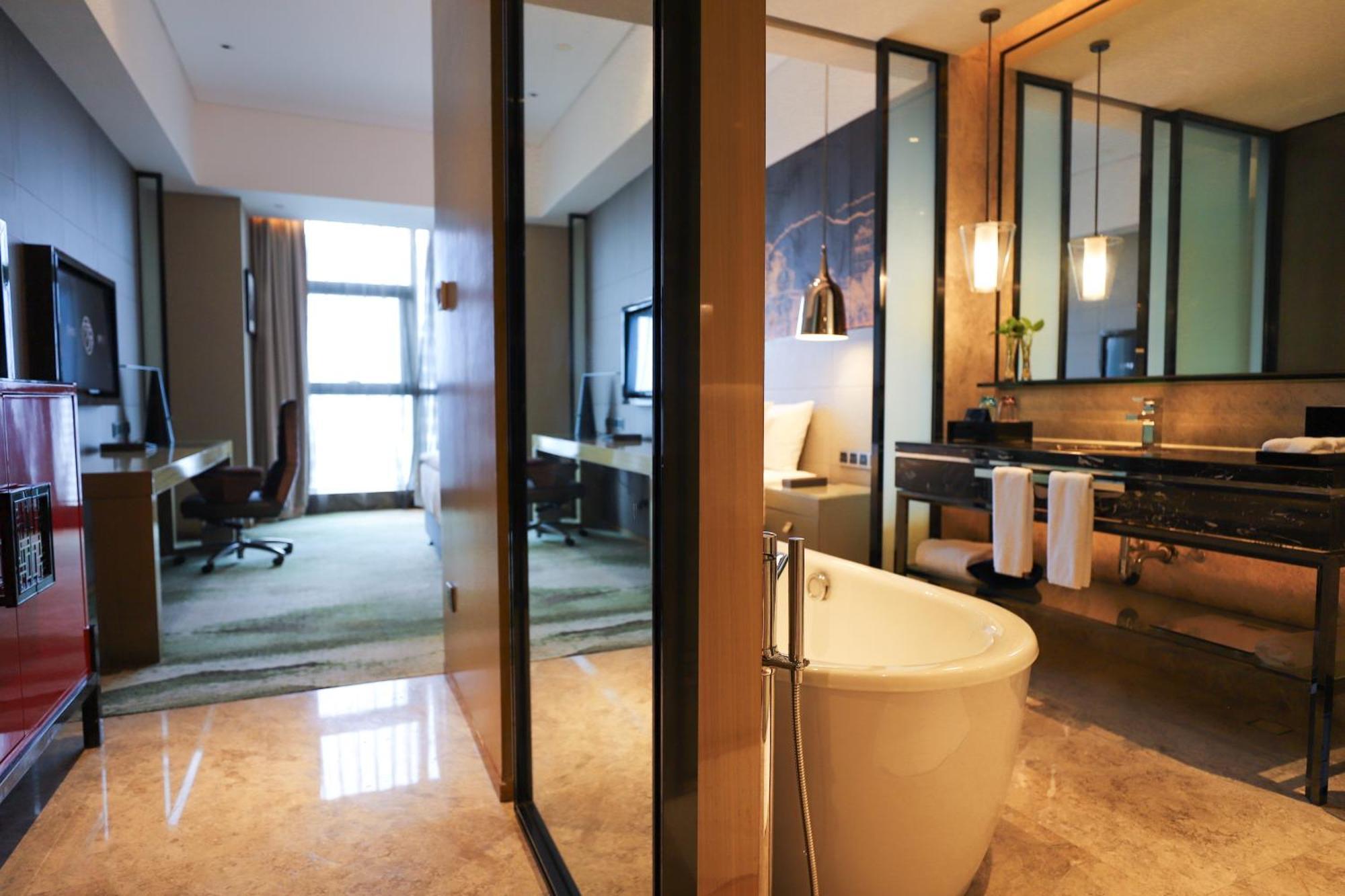 Hotel Wanda Realm Jiangmen Exterior foto