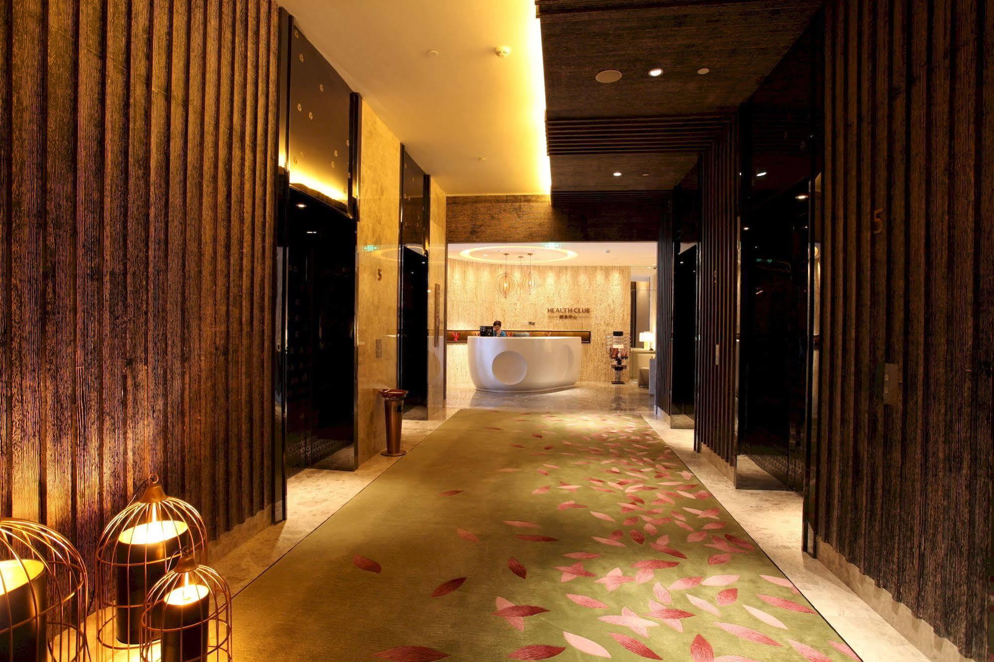 Hotel Wanda Realm Jiangmen Exterior foto